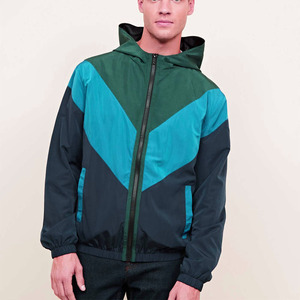 Chaqueta cortavientos con capucha para hombre, con bloques de color, cierre de cremallera, resistente al agua, para exteriores, con logotipo personalizado, softshell, para todas las estaciones. - Product Image 6