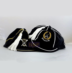 Gorras de Honor de Terciopelo con Borlas, Fabricante Profesional de Gorras de Presentación para Clubes de Rugby, Cricket y Fútbol - Product Image 3