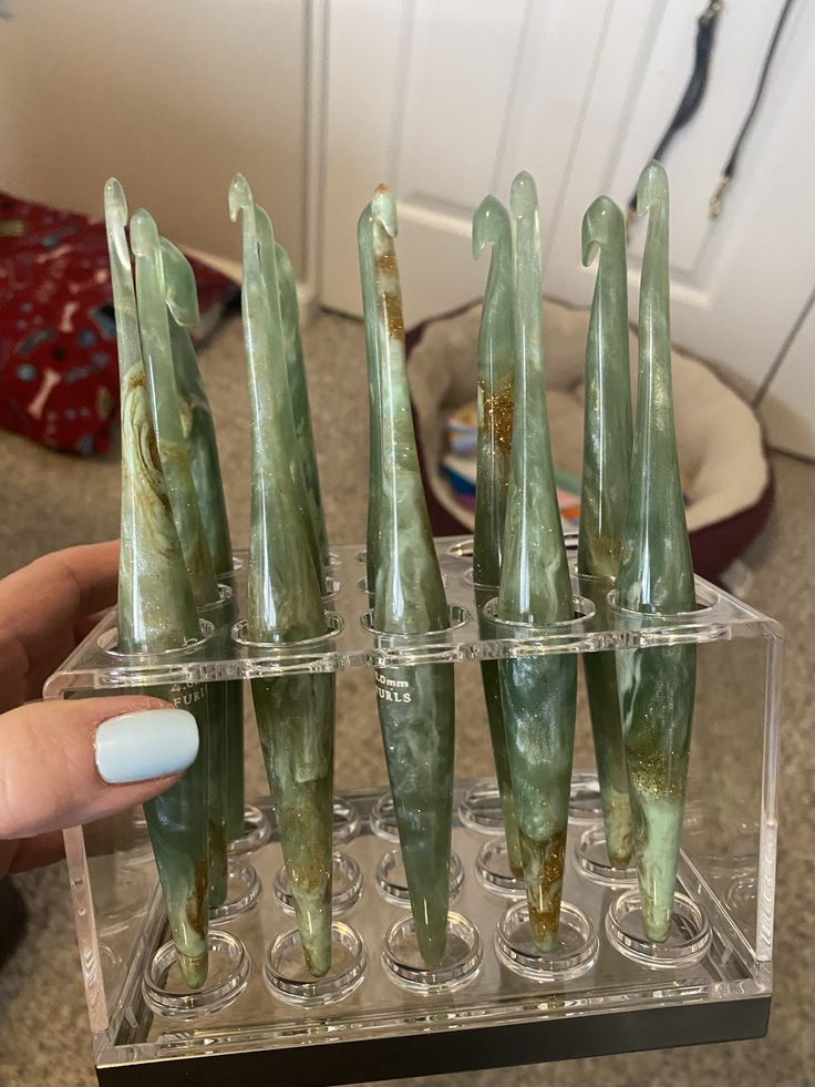 เช่นเดียวกับภาพ