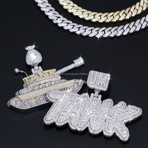 จี้ชื่อฮิปฮอปที่น่าทึ่งพร้อมดีไซน์3D ที่กำหนดเองทำด้วยเงินสเตอลิงกับ VVS เพชรโมอิสซาไนต์งานฝีมือที่สวยงาม - Product Image 2