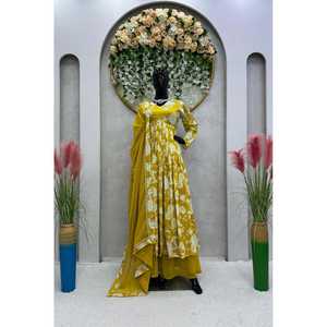 ภาพพิมพ์ดิจิตอลมัสลินทันสมัยพร้อมด้วยมือบนวังกับ dupatta มะนาว - Product Image 1