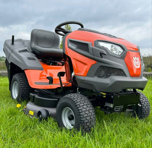Tracteur tondeuse Husqvarna TS248XD de 48 pouces avec puissant moteur Kawasaki de 23 CV, transmission hydrostatique, tondeuse robuste - Product Image 3