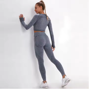 Ensemble de yoga côtelé violet, soutien-gorge de sport sans couture à dos nageur taille haute, leggings longs extensibles dans quatre directions, tenue de fitness par Twin City - Product Image 6