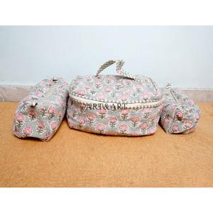 Handmade Reusable 3-Piece Large Multifunction Vanity <b>Case</b> Zipper Set Sustainable Indian White Diagonal Stripe Block Printed - Product Image 1