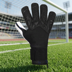 Gants de gardien de but de football en néoprène noir de qualité supérieure, design personnalisé, avec sangle élastique en latex gaufré allemand de 4 mm, coupe hybride - Product Image 4