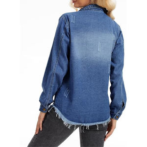 Chaqueta Vaquera Transpirable para Mujer, Estilo Casual Ligero con Logotipo Frontal, Disponible en Tonos Claros y Oscuros - Product Image 6