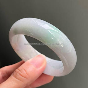 Bracelets en perles de résine tendance pour femmes, forme personnalisable, meilleurs prix de gros, fabriqués à la main en Inde pour les cadeaux - Product Image 1