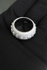 Anillo de diamantes de corte princesa de lujo con incrustaciones de diamantes para hombre, acabado en oro blanco, anillo de boda estilo hip hop, joyería llamativa. - Product Image 3