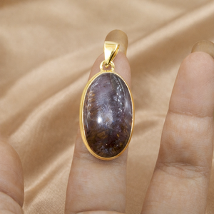 Colgante de Plata de Ley 925 con Gema Super Siete, Cabujón Ovalado Hecho a Mano, Joyería Boho, Colgante de Cristal Curativo para Mujer - Product Image 4