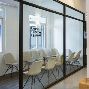 Pegatinas de Vinilo Negro con Protección UV Personalizadas para Ventanas Decorativas, Eventos Festivos y Promociones - Product Image 2