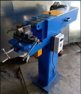 Máquina Ranuradora de Tubos LOTTEY TECH - Capacidad de 1800 Piezas/Hora, Potencia de 4HP, 1 Año de Garantía, Maquinaria para Fabricación de Productos de Papel - Product Image 1