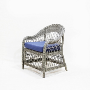 Minimalist Plastic Outdoor Villa Garden Chair Adjustable Recliner with Cushions - Product Image 4