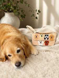 Sac à bandoulière pour chien fait main avec perles |   Sac à main en perles de verre avec six motifs de chiots, style bohème, léger et écologique - Product Image 3