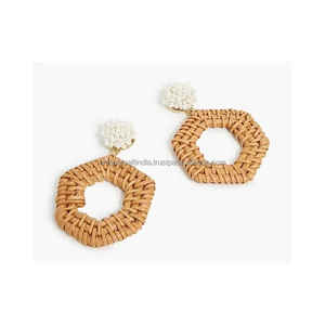 Pendientes de gota de moda para mujer de ratán de alta calidad de entrega súper rápida para fines de regalo - Product Image 2