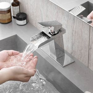 Rubinetto per lavabo bagno a cascata cromato a 1 e 3 fori con piastra di montaggio e design a maniglia singola - Product Image 6