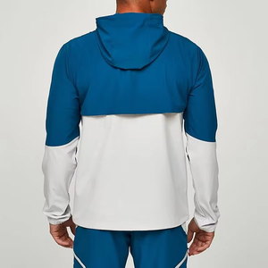 Veste de sport coupe-vent à capuche bleue et blanche pour homme, manches longues, blocs de couleur, fermeture éclair, poches latérales, légère, coupe classique - Product Image 3