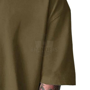 Camiseta Oversize para Hombre, Estilo Relajado, Material de Algodón Suave, Ideal para Uso Diario, Moda Urbana, Look Moderno y Cómodo - Product Image 4