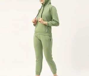 Ensemble de survêtement d'hiver personnalisé de haute qualité en 2 pièces, motif uni, 100% coton biologique, taille plus, unisexe, adulte, sportif - Product Image 1