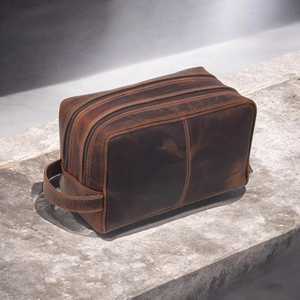 Genuine Leather Toiletry Bag <b>Mens</b> Dopp Kit Travel Wash Bag Shaving Kit <b>Pouch</b> Custom Brand Label Wholesale UK TYG-0232 - Product Image 1
