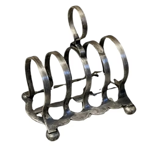 ที่วางขนมปังโลหะคุณภาพเยี่ยม ยกระดับขนมปังปิ้งธรรมดาให้เป็นประสบการณ์การรับประทานอาหารสไตล์คาเฟ่ ผลิตอย่างสวยงามโดย BRUSHSTROKE - Product Image 3