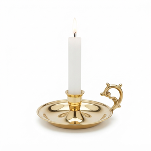 Candelabro de Latón Ornamentado con Asa Decorativa, Portavelas Cónico Hecho a Mano, Centro de Mesa, Decoración de Lujo para el Hogar - Product Image 1