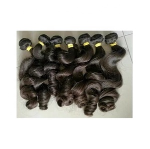 Paquetes de cabello humano sin procesar Remy indio económico Extensiones de cabello de calidad sin procesar de onda natural y recta suelta de doble trama - Product Image 1