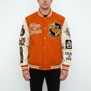 Chaqueta Varsity Kings of Concrete para Hombre, Diseño de Parches en Naranja y Crema, Estilo Urbano, Bordado, Corte Regular, Cuello Camisero - Product Image 4