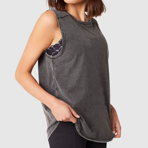 Chaleco deportivo cómodo para mujer, para uso diario informal, material de secado rápido, top de entrenamiento para gimnasio. - Product Image 4