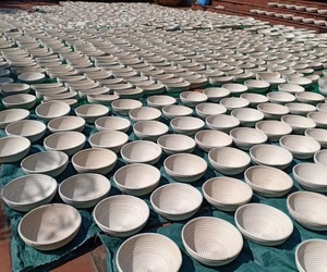 Wholesale Handmade Round Rattan Banneton Proofing Basket with Cotton Linen <b>Liner</b> from Vietnam - Product Image 5