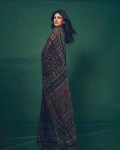 Sari en Georgette Crystal Bloom avec broderie de paillettes et de sequins, tenue traditionnelle pour mariage et soirée pour femmes - Product Image 3