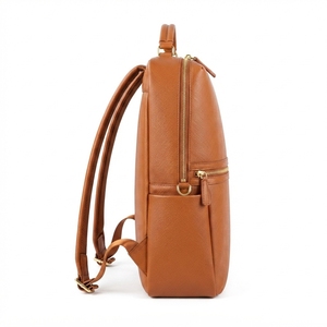 Sac à dos pour ordinateur portable en cuir véritable pour homme, grande capacité, style vintage, pour les voyages d'affaires, protection RFID, design ergonomique - Product Image 5