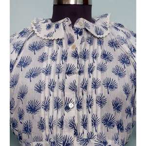 Blusa Casual con Estampado Floral Vintage para Mujer, Ajuste Perfecto, Cómoda, para Verano e Invierno, Mangas Cortas con Botones, 100% Algodón - Product Image 4