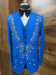 Costume de mariage bleu royal pour homme avec embellissements en cristal |   Ensemble de smoking pour marié en 3 pièces |   Costume de bal formel sur mesure - Product Image 5