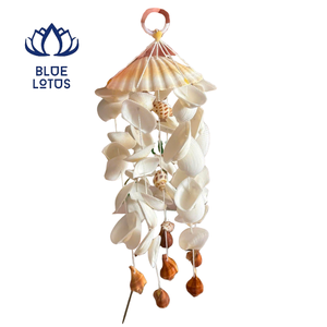 Campana de Viento de Conchas Marinas Naturales Blue Lotus, Hecha a Mano, Estilo Playa, Decoración Colgante para el Hogar y el Jardín - Product Image 6