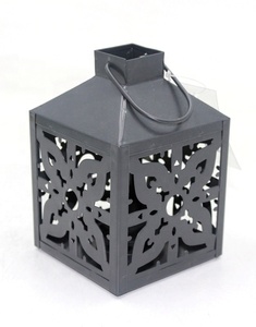 Farol de hierro decorativo para decoración del hogar, soporte de vela de diseño moderno con recubrimiento de polvo verde militar, de primera calidad y diseño elegante - Product Image 1