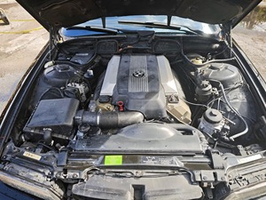 2000 B-M-W 740i - Product Image 6