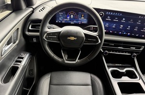 รถเชฟโรเลต ทราเวิร์ส AWD LT AWD สีขาว รุ่นปี 2025 มือสอง - Product Image 4