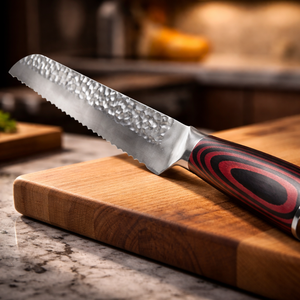 Cuchillo para pan hecho a mano en acero inoxidable con mango de madera y funda de cuero. - Product Image 2