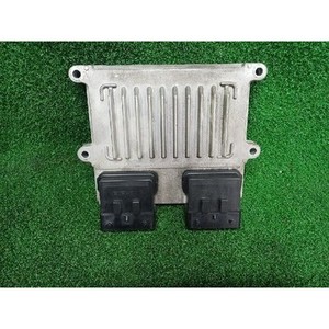 Equus a utilisé des ECU et des modules informatiques 391103C101 - Product Image 1