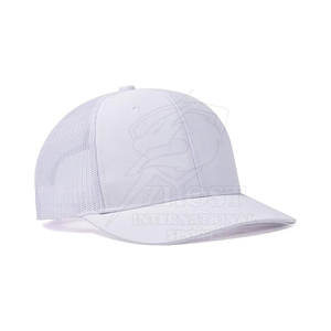 Gorra Trucker Básica Esencial para Uso Diario, Cómoda y Transpirable con Malla en la Parte Trasera, Ajustable con Broche - Product Image 6
