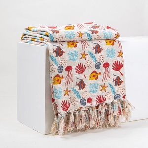 Venta al por mayor Animal impreso algodón sofá manta bohemio personalizado mascota patrón tapiz decorativo Manta - Product Image 5