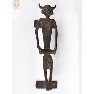 Homme tibal de 9 pouces fait à la main avec poignée de porte Dholak Article de décoration unique Fabriqué en Inde Article artisanal - Product Image 1