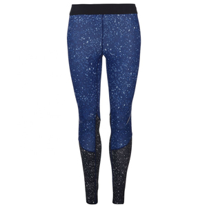 Pantalon de sport d'extérieur pour femme, legging de yoga jacquard à effet liftant et contrôle du ventre, par Salamons Wears - Product Image 3