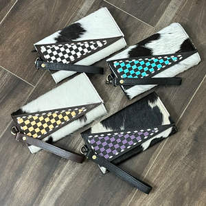 Pochette pour femme en cuir de vachette véritable, motif à carreaux violet et noir, artisanale, style western, porte-cartes de luxe 2025, portefeuille à poignet - Product Image 4