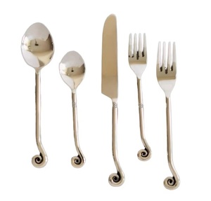 Cucharas de Postre de Lujo Ecológicas con Diseño Floral, Bañadas en Oro, Pulido Espejo, con Mango Decorativo de Flor, Juego de Cucharas para Café y Té, Personalizadas - Product Image 1