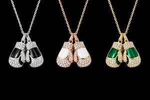 18K Gold Plated Boxing Gloves Shape Pendant Necklace with Freshwater Pearl Unisex Women's Gift - Product Image 4