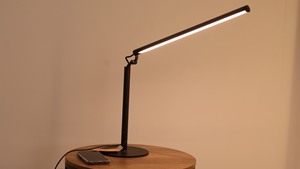 Lámpara de Mesa LED Moderna, Simple y Portátil, con Intensidad Regulable, para Hogar y Oficina, Marca Lumetal - Product Image 2