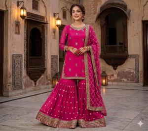 Collection Ssumaira : Nouvelle chemise en chiffon pur, magnifique et prête à porter, avec col brodé Kora Dabka et Gharara brodée. - Product Image 3