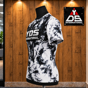เสื้อยืดผู้หญิงลายมัดย้อม คอกลม ทรงลำลอง แขนสั้น ดีไซน์เว้าหลัง ลายกราฟิก แขนเสื้อทรงสวย เสื้อผ้าสไตล์ไลฟ์สไตล์ แฟชั่น - Product Image 4