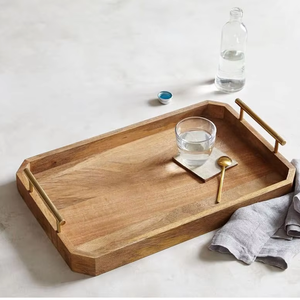 Bandeja de Madera Natural Hecha a Mano para Decoración, Servir o Exhibir, Artesanía en Madera Ecológica - Product Image 1